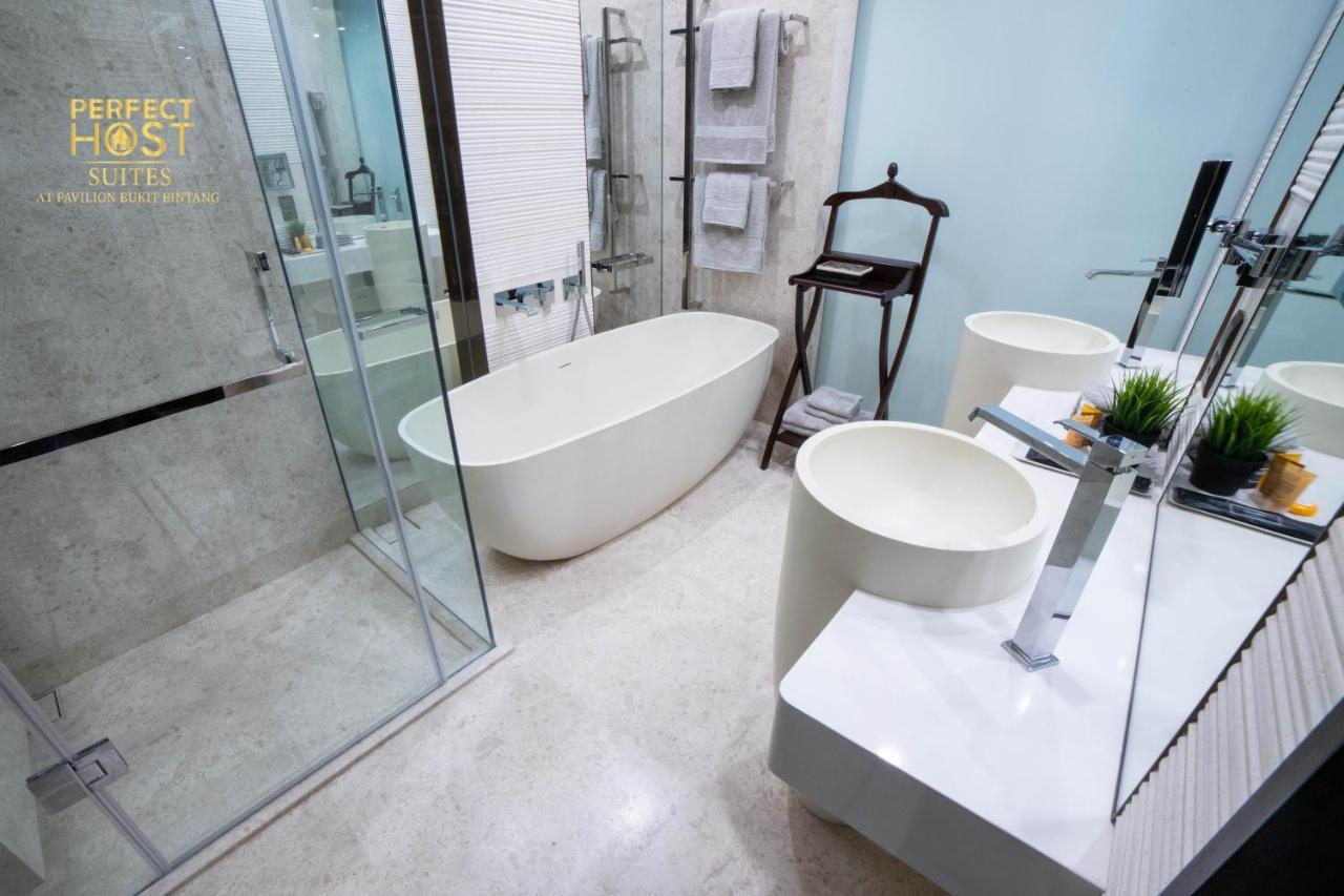 Ph Suites At Pavilion Bukit Bintang Kuala Lumpur Extérieur photo Bathroom